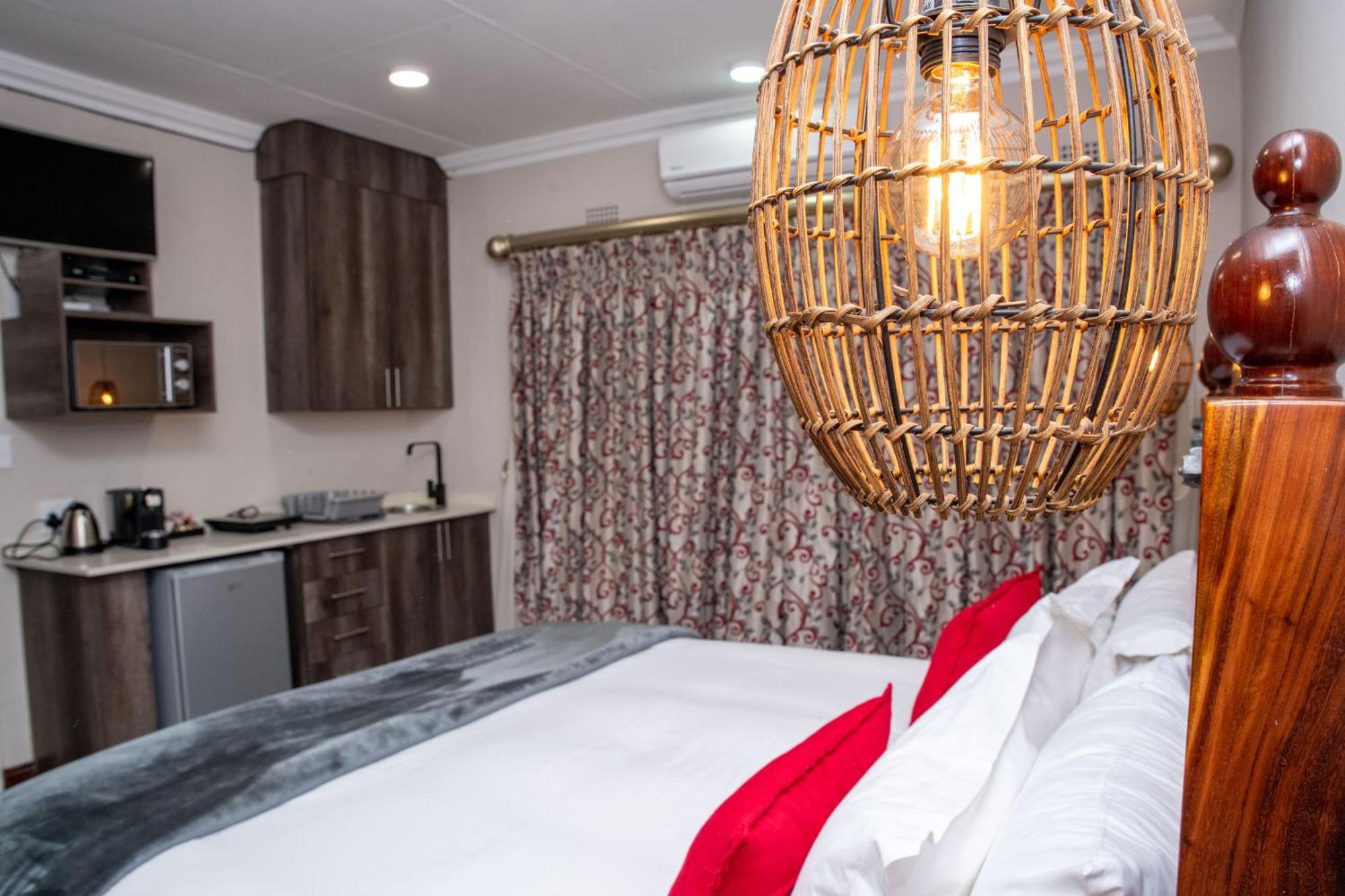 Iso'Bella Vita Guesthouse Phalaborwa Eksteriør bilde